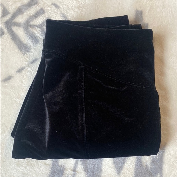 WHBM Black Velvet Leggings - Picture 4 of 4